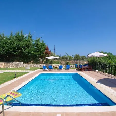 Vilă Skala Sleeps 6