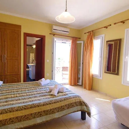 Skala Sleeps 6 Spathíon