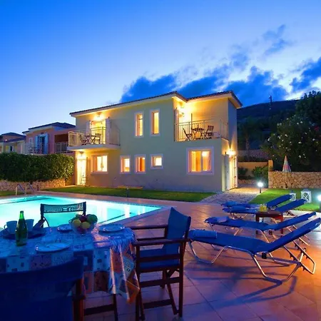 Skala Sleeps 6 Vilă