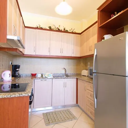 Vilă Skala Sleeps 6 *