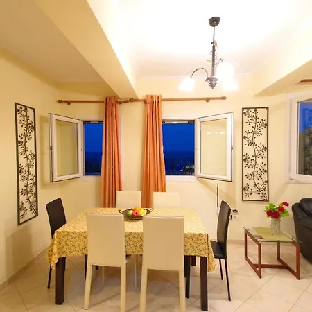 Skala Sleeps 6 * Spathíon